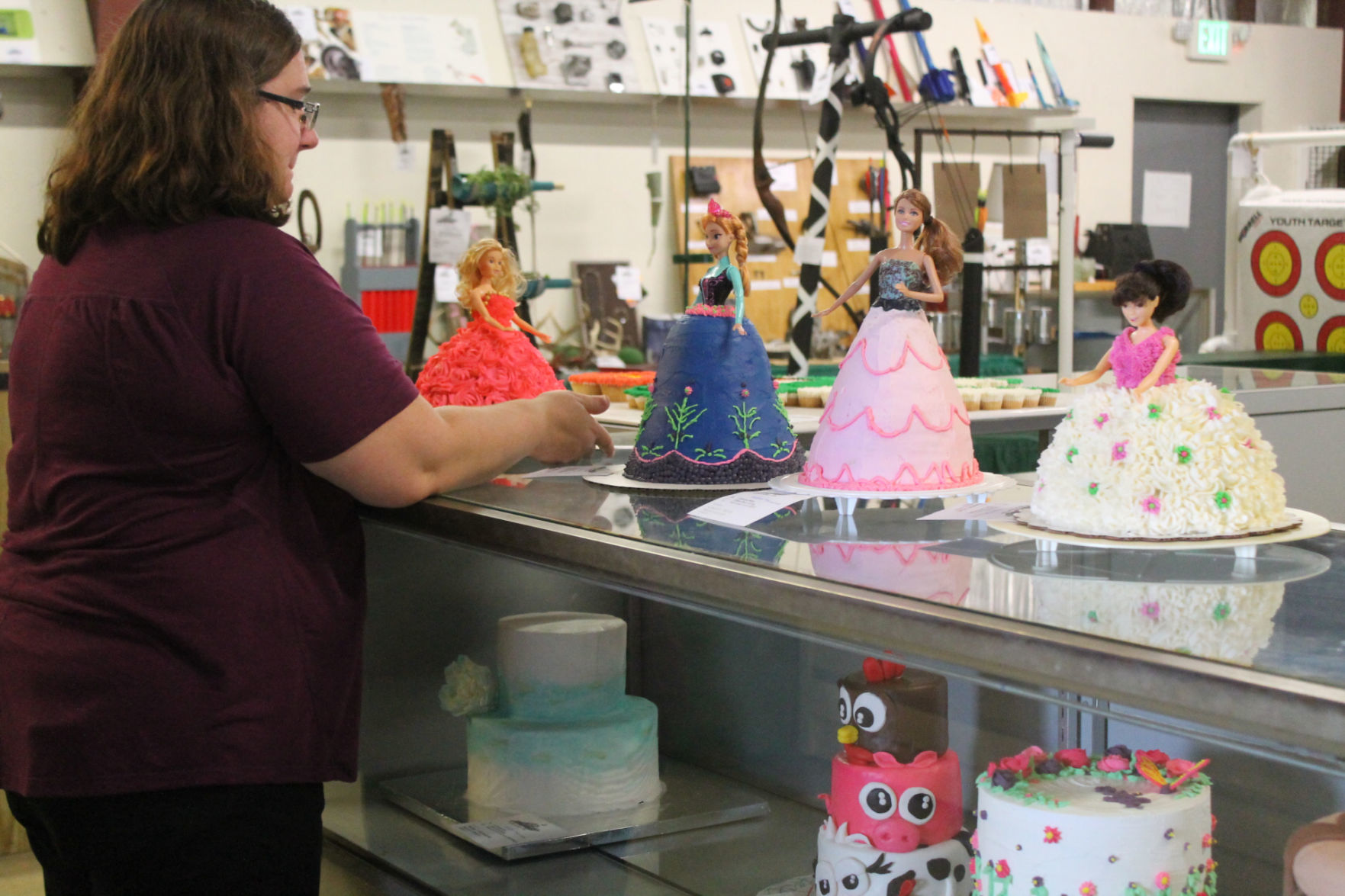 Doll cakes